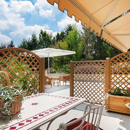 Olea Dei Holiday Apartments Сан Феличе дел Бенако Стая снимка