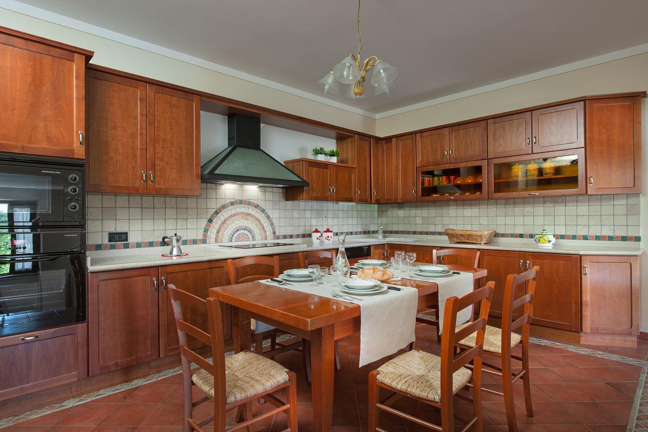 Olea Dei Holiday Apartments Сан Феличе дел Бенако Екстериор снимка
