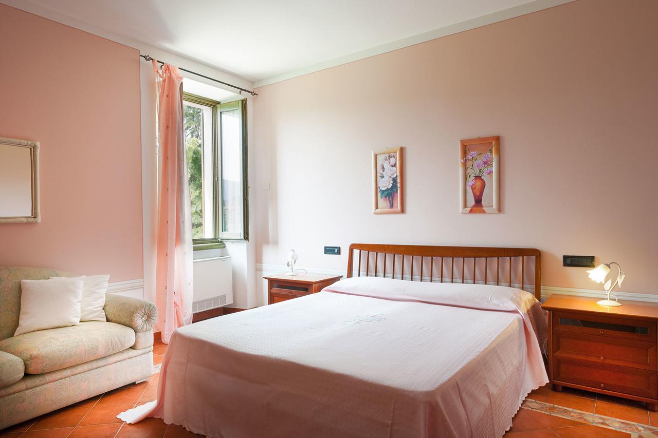 Olea Dei Holiday Apartments Сан Феличе дел Бенако Екстериор снимка