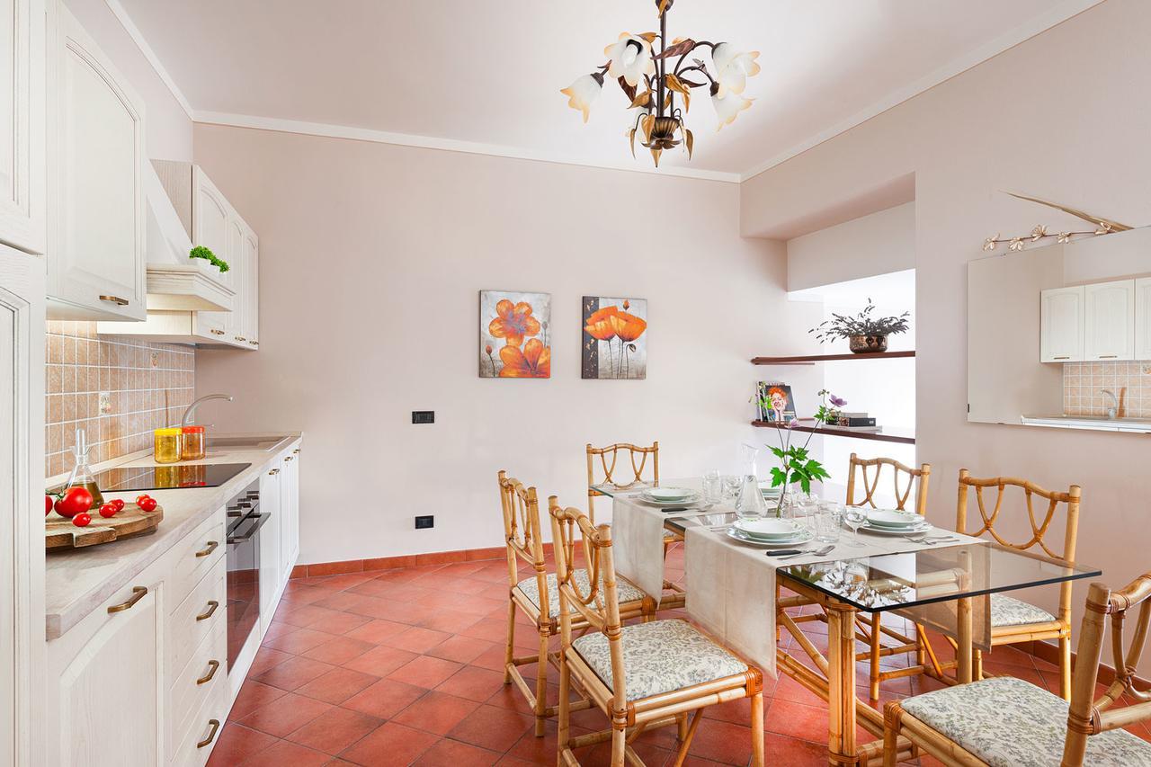 Olea Dei Holiday Apartments Сан Феличе дел Бенако Екстериор снимка
